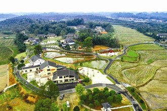 俯瞰草坪鎮楓林口村幸福屋場