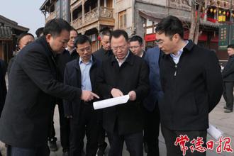 周振宇調研常德河街建設提質工作