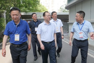 周振宇帶隊巡視檢查高考考務工作