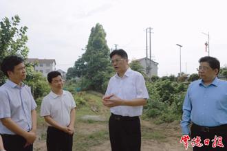 羅毅君在武陵區蘆荻山鄉調研督導時強調：切實把好事、實事辦到群眾心坎上