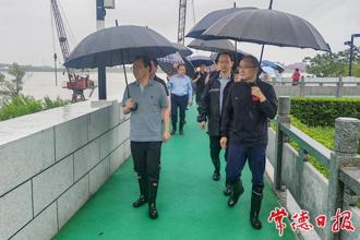 周振宇赴津市、澧縣督導(dǎo)防汛抗災(zāi)工作