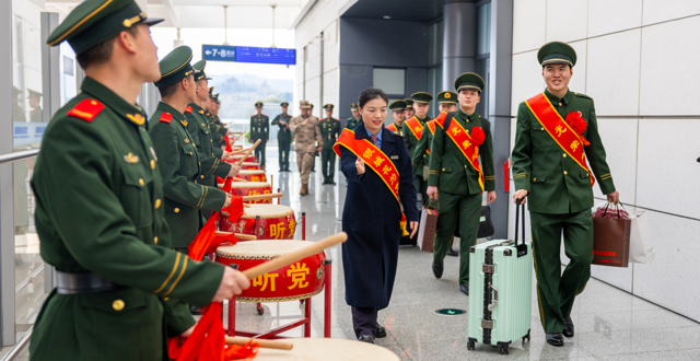 21個(gè)“為老兵辦實(shí)事好事”項(xiàng)目讓退役軍人美好“愿景”變成幸福“實(shí)景”