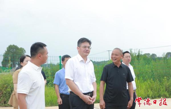 羅毅君在鼎城區、津市市調研