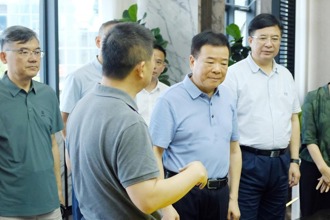 陳飛率隊來常開展執法檢查和專題調研